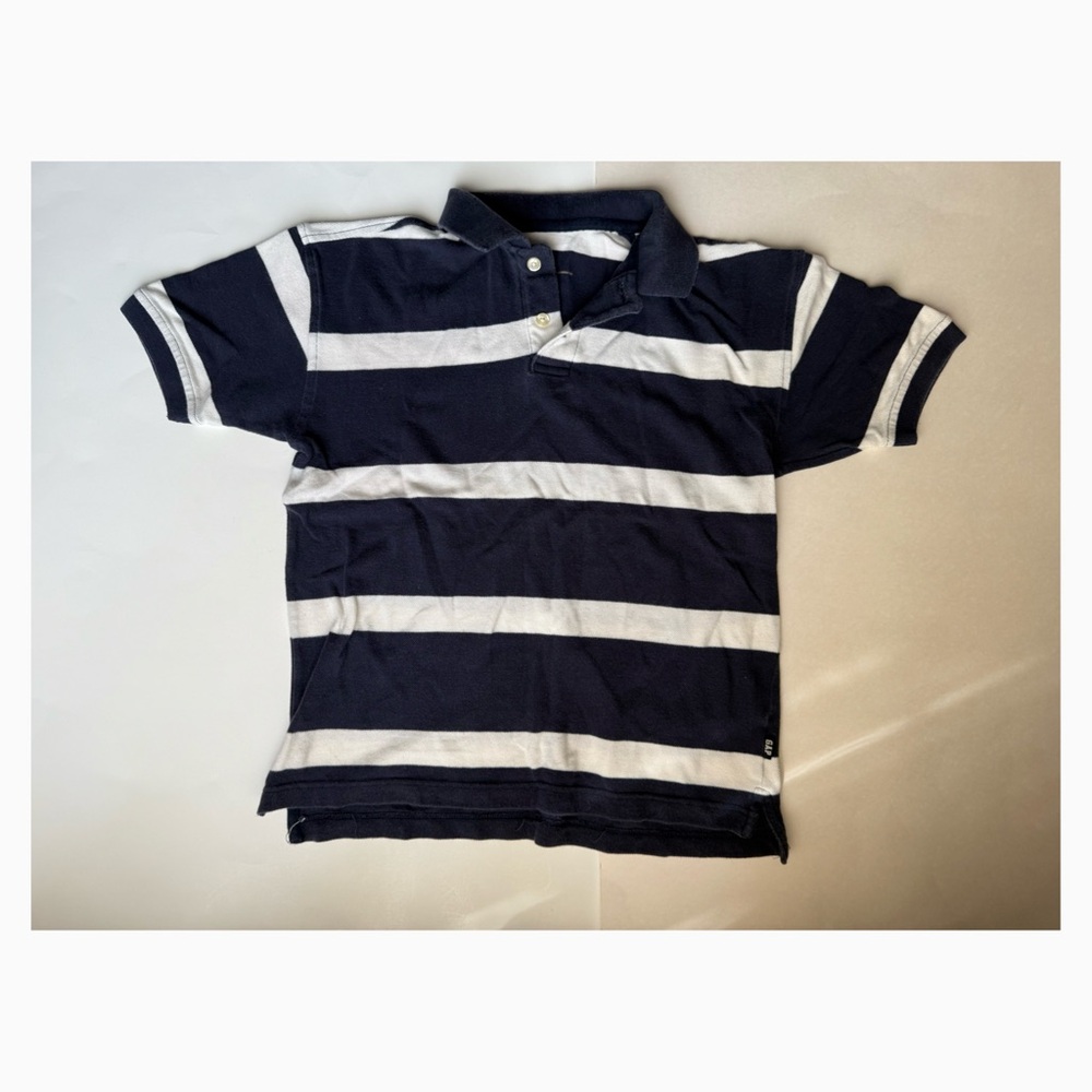 Gap Boys Blue and White Striped Polo Shirt - Size Medium (Used)